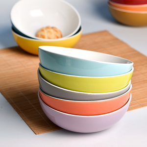 彩色拉面碗