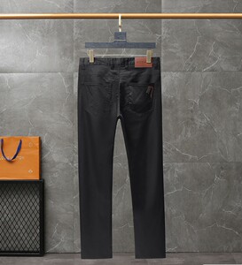 hermes爱马仕新款字母战马印胶刺绣休闲直筒长裤男士商务九分西裤