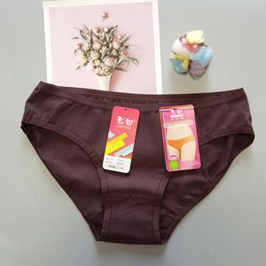 彩田纯棉 20398 不勒大腿 大三角 弹力棉 柔软吸汗 女士内裤