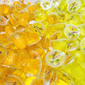 蜡笔小新蜜桔果肉小果冻散称菠萝橘子水果桔子味混装整箱15粒/斤