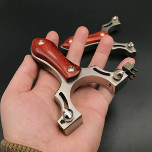 雷霆二代不锈钢弹弓直板扁皮筋快压弓掐握高精度光纤瞄具户外竞技