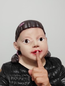 圣诞节小女孩乳胶面具头套影视同款舞会装扮cos表演道具大头娃娃