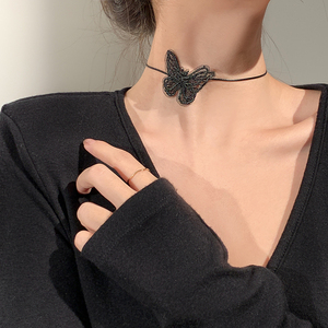 黑色蕾丝蝴蝶项链女锁骨链2021年新款网红项圈颈链脖子装饰品颈带