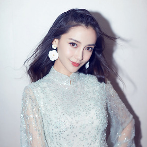 baby杨颖同款白色山茶花朵耳环时尚夸张森系超仙晚宴礼服两戴网红