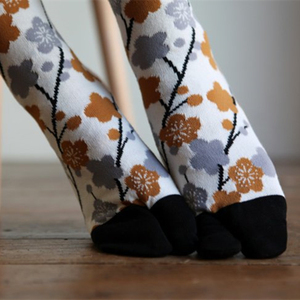 袜子铺子日本sousou款高筒二分趾袜木屐人字拖分指鞋搭配纯全棉袜