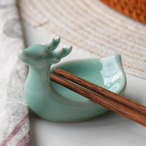 龙泉青瓷小鹿筷子架托天青釉中式家用筷枕托陶瓷创意可爱公筷餐具