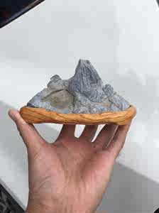 灵璧石滴水莲花山形