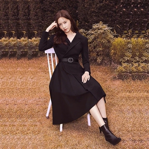 林允儿同款黑色简约气质高腰收腰显瘦职业中长款西装连衣裙女裙子