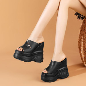 16cm增高女鞋夏季新款百搭黑色真皮时尚超高跟女松糕坡跟凉拖鞋子