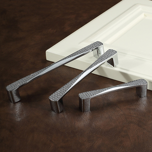 现代简约柜门拉手金色 欧式橱柜子门把手抽屉浴室衣柜门把手手柄