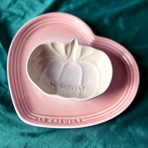 法国lecreuset酷彩陶瓷家用珐琅彩哈利波特餐具花型盘心形盘子