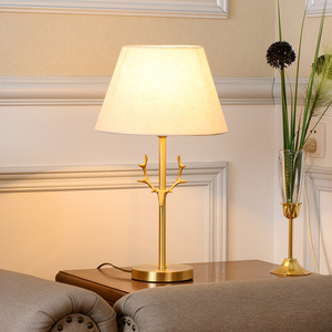 全铜台灯卧室床头灯书房灯美式北欧艺术鹿角台灯个性创意客厅台灯