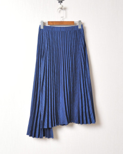 丽芙小屋  深蓝色 不对称裙摆 后松紧腰时尚百搭修身显瘦百褶裙