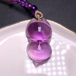 天然巴西紫水晶狐狸吊坠原石精雕淡紫色