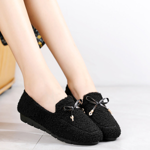 冬季老北京布鞋软底加绒毛毛鞋新款平底懒人休闲防滑女士时尚棉鞋