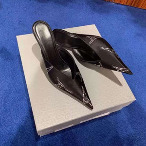 穆勒鞋网红同款2021春夏新款高跟鞋包头巴黎铁塔v口细跟尖头半拖