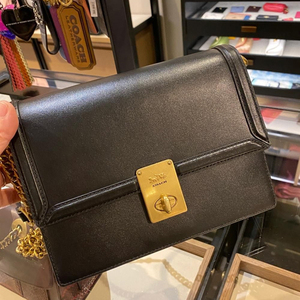 coach蔻驰女包哈顿包hutton单肩斜挎手提包真皮链条翻盖小方包女