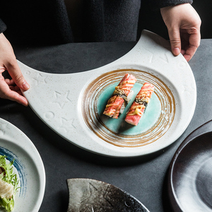 日式大容量月亮盘创意陶瓷盘子餐厅大码西餐盘寿司盘特色菜盘平盘