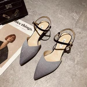 渐变黑天鹅包头粗跟平底凉鞋2218-1