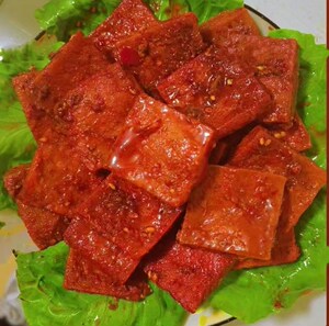 2022新品麻辣秘制豆干香辣蜜汁豆制品湖南特产手撕牛肉辣条武汉热