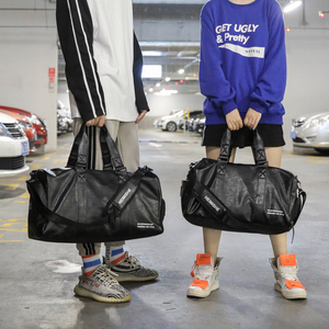香港代购新款真皮旅行包手提包健身包时尚潮男包大容量单肩斜挎包