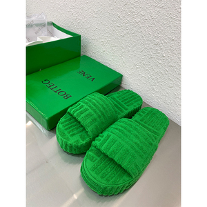 2021年明星同款潮牌bv绿色条纹一字拖毛巾拖鞋厚底毛毛拖