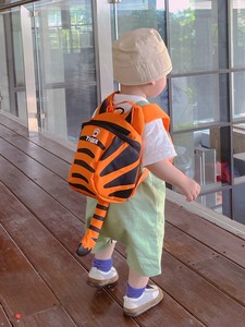 日本防走失宝宝背包3岁4岁男童小书包1岁2岁幼儿园外出超萌小老虎