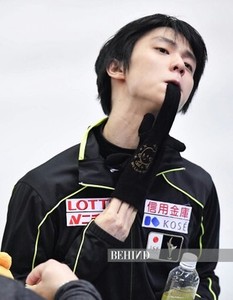 羽生结弦手套