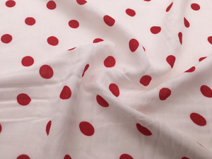 夏款白底红点波点单层不透手感柔软细腻有垂感平绒人造棉裙子面料
