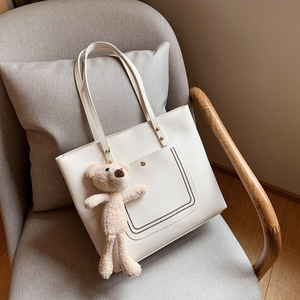 韩国可爱小熊包包女2020新款潮时尚大容量单肩包网红高级感托特包