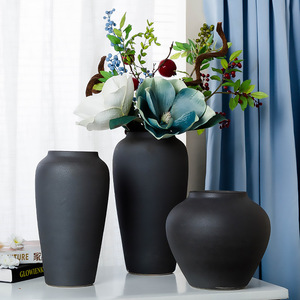 手工磨砂黑色陶瓷花瓶摆件北欧粗陶罐DIY灯台设计师花器客厅插花