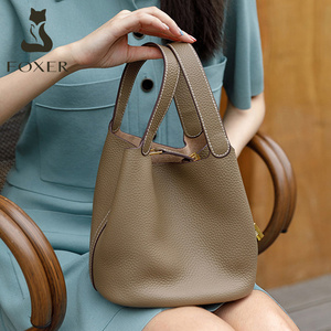 togo软牛皮菜篮子包包2022新款真皮女包名牌手提包小众设计水桶包