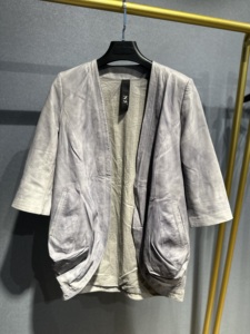 欧洲站欧货新款女款灰色做旧皮衣宽松版 高品质 小羊皮 皮衣外套