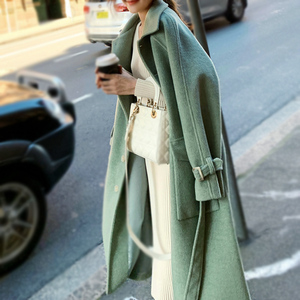 豆绿色呢子大衣女2020新款中长款学生流行毛呢外套显瘦大衣女秋冬