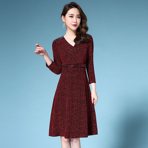 适合参加婚礼的女装休闲