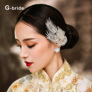 新娘网红头饰余潇潇结婚同款树叶水钻发梳造型婚纱秀禾礼服配饰品