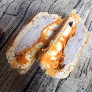 【圆子手作】芋泥肉松kiri奶酪欧包全麦手工面包 看描述