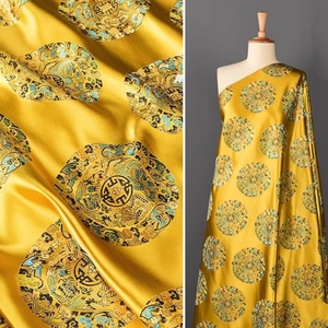 金黄色五龙团织锦缎面料 丝滑提花肌理汉服中式外套马甲丝绸布料