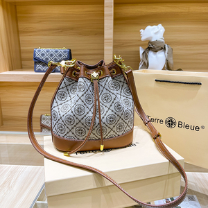 terrebleue香港代购tb正品女包真皮女士名牌水桶包女大牌斜挎包包
