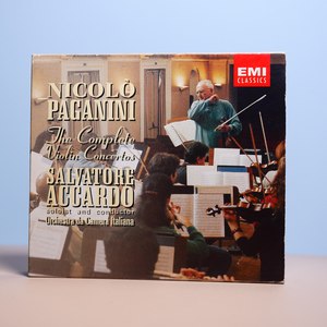 EMI意大利 阿卡多 帕格尼尼 小提琴协奏曲全集 accardo 3CD