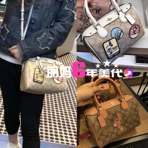 正品代购新款coach蔻驰女包迪士尼波士顿包单肩斜挎手提包枕头包