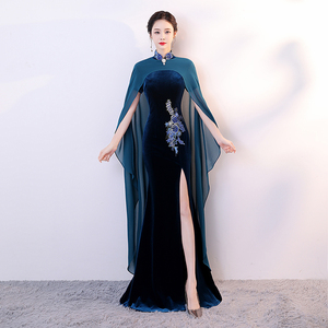 丝绒高端走秀旗袍演出服女2024年新款秋冬长款中国风舞台改良鱼尾