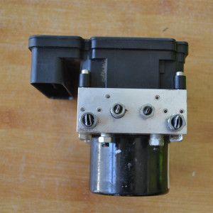 福特福克斯abs泵总成cv61-2c405-ag翼虎嘉年华蒙迪欧锐界接金牛座