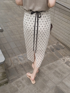 韩国东大门高级感优雅波点半身裙女夏高腰显瘦气质系带开叉包臀裙