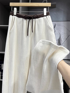 高级感松紧腰灯芯绒裤子女春夏季韩版设计感小众米白色条绒阔腿裤
