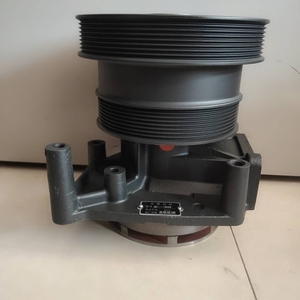 重汽 豪沃 金王子 斯太尔 豪卡 发动机水泵总成 612600062059