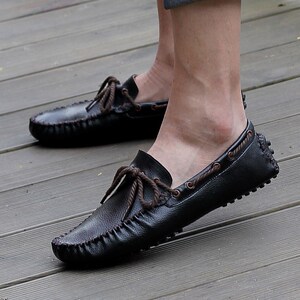 2022夏季新款男士豆豆鞋黑色休闲真皮男鞋一脚蹬发型师乐福潮鞋