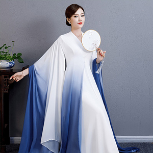 云袖演出服