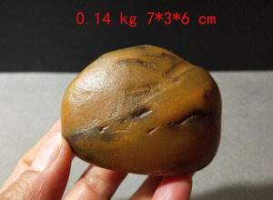 腊石天然大湾石 原石把件 小品石 手玩石 柳州奇石D1830112３０