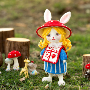 新妈咪手作爱丽丝兔子玩偶手工diy编织毛线娃娃钩针自制材料包尛